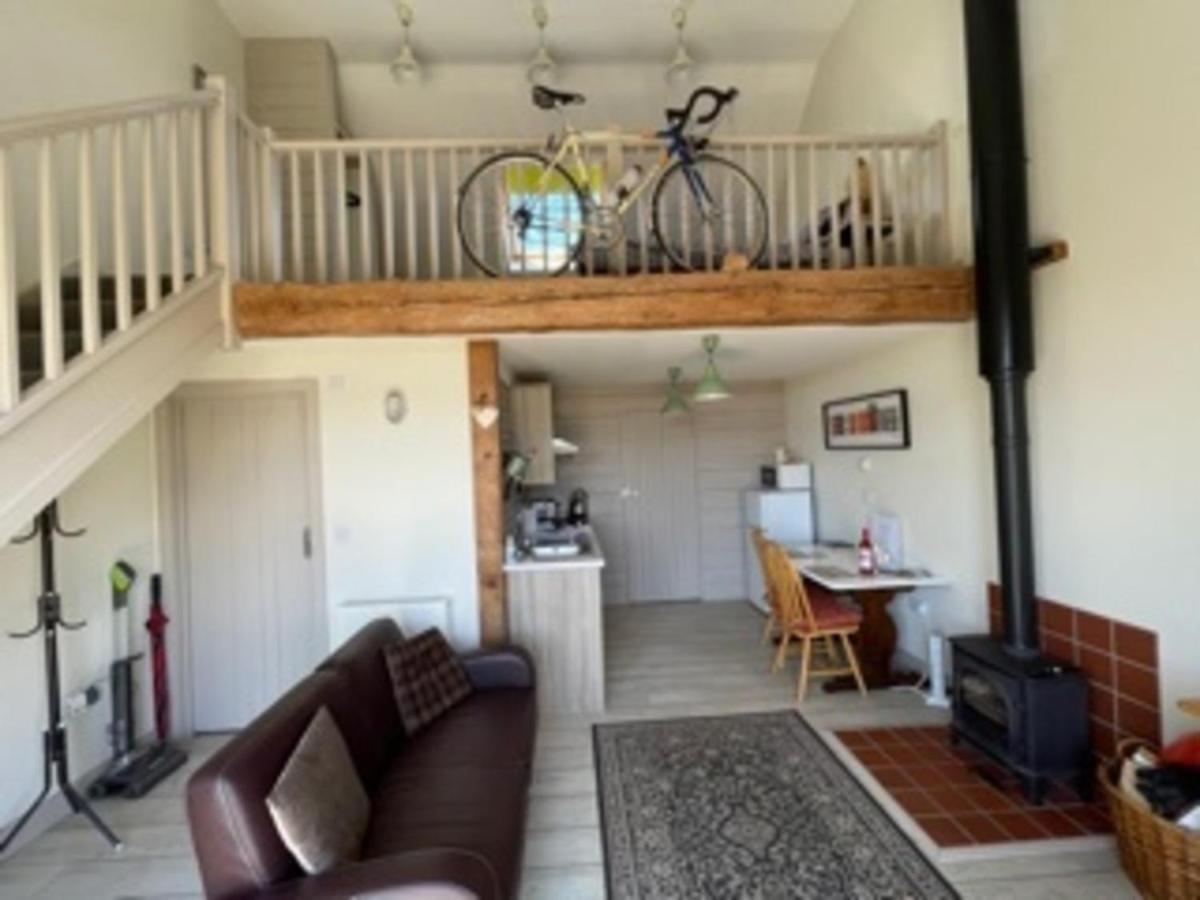 Bike Shed - Beautiful 1-Bed Cottage In Shorwell Exterior foto